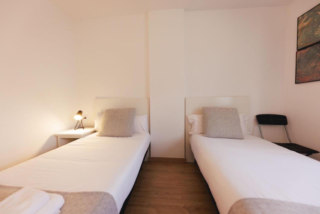 Bravissimo Pont De La Princesa, Comfortable 3-Bedroom Apartment Girona Eksteriør bilde